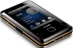   Philips D900